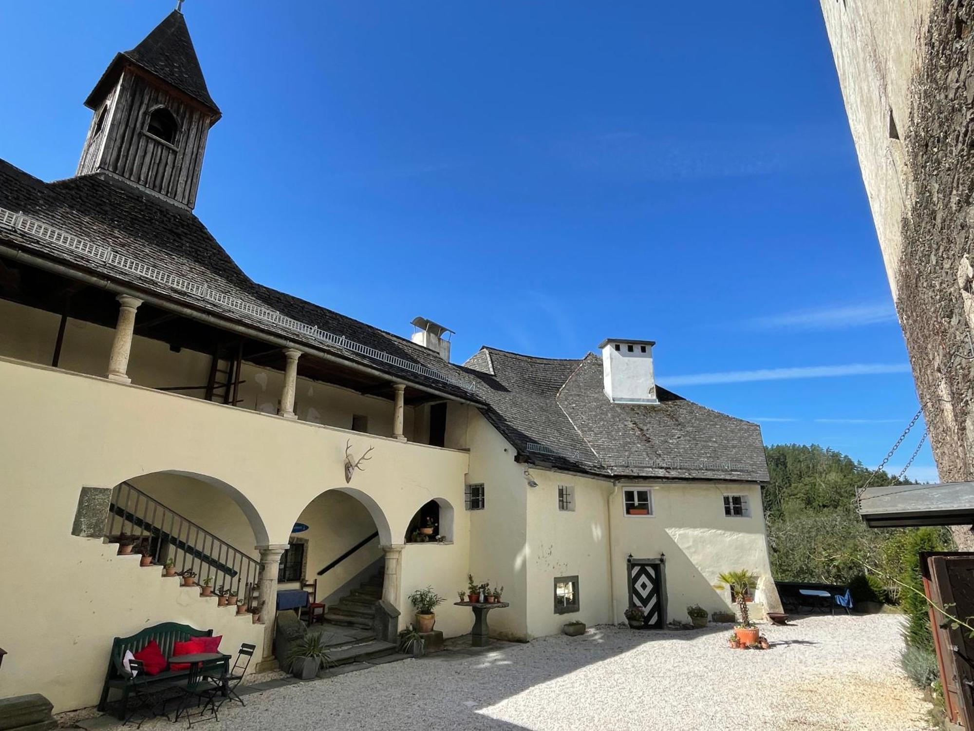 Schloss Moosburg Gaestehaus Екстериор снимка