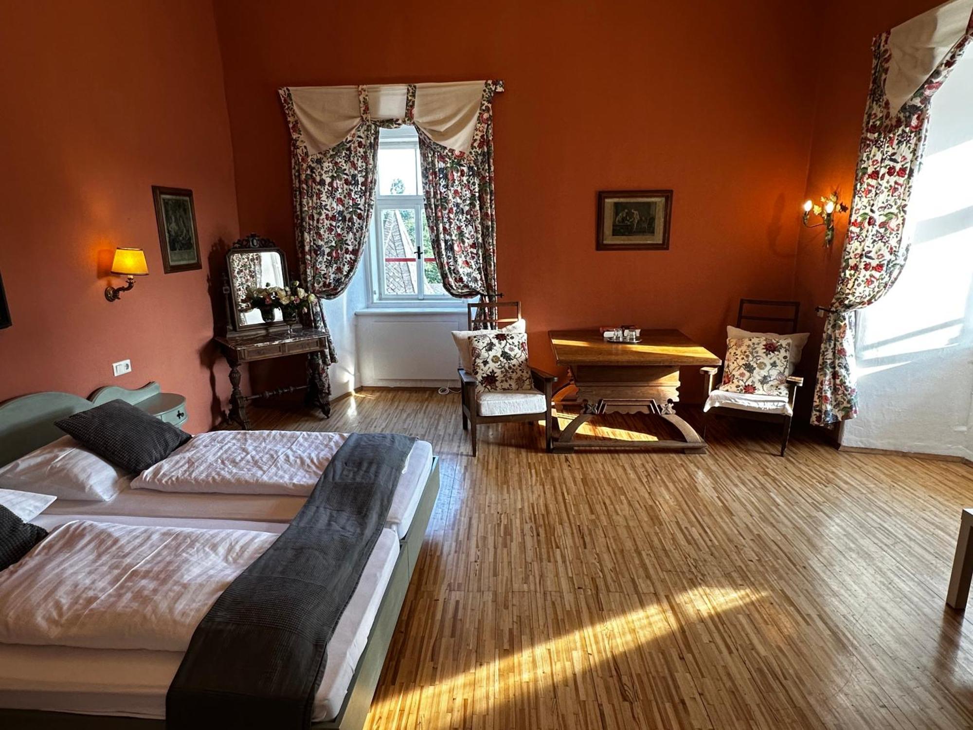 Schloss Moosburg Gaestehaus Екстериор снимка