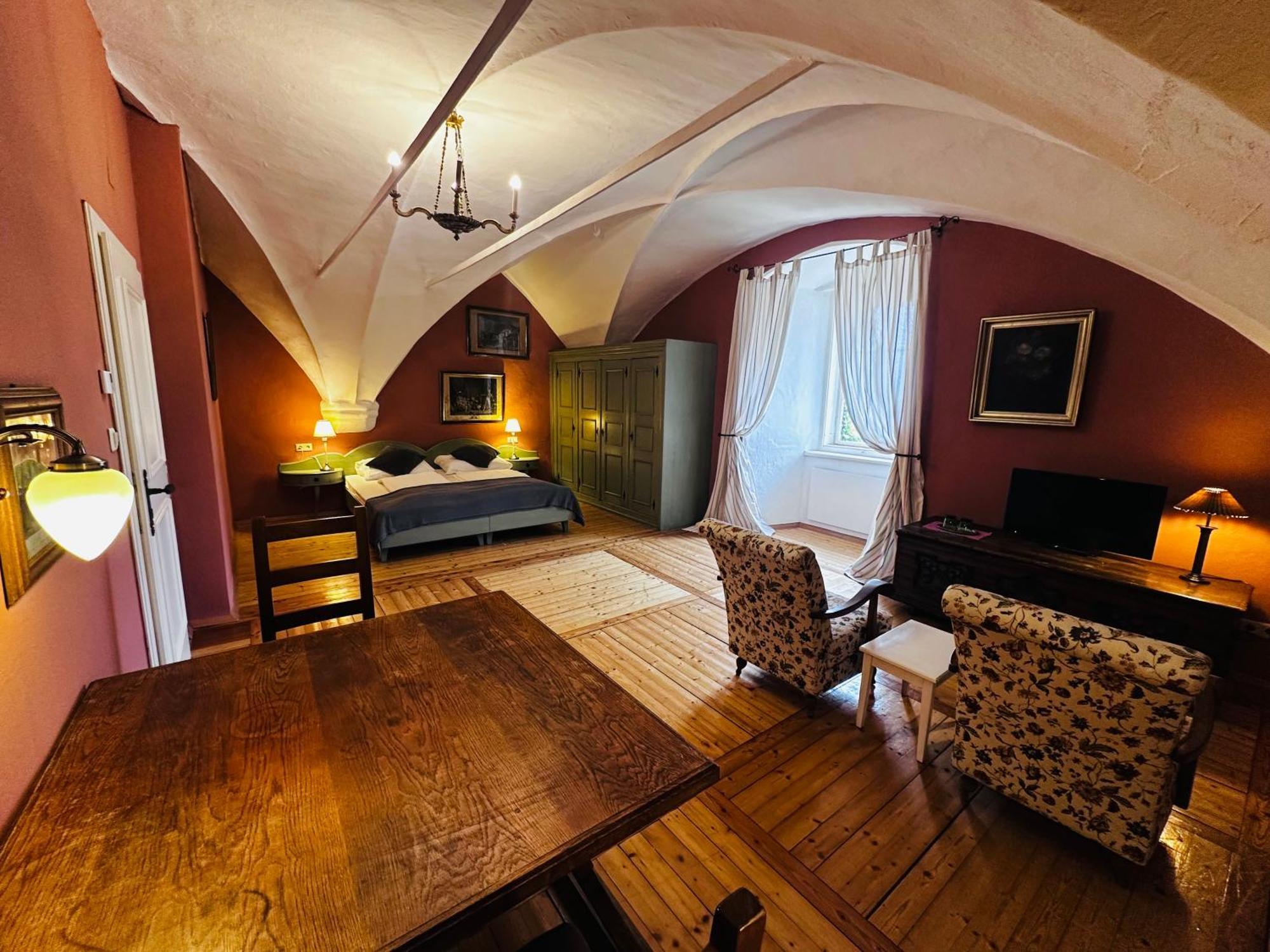 Schloss Moosburg Gaestehaus Екстериор снимка